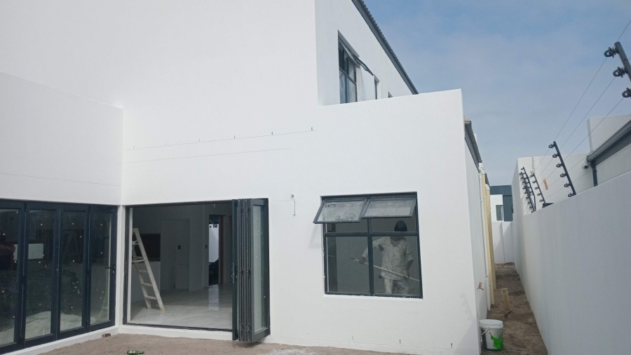 5 Bedroom Property for Sale in Sandown Western Cape